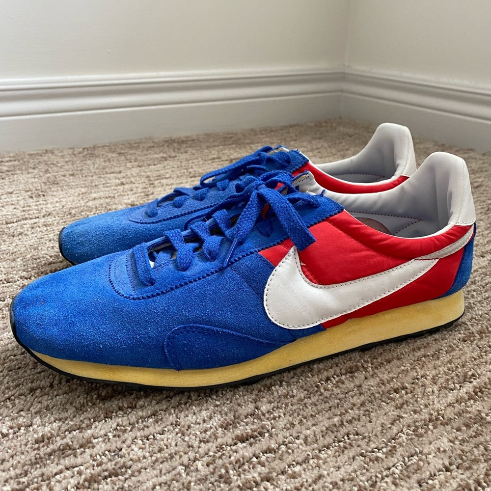 Nike Prefonataine runners